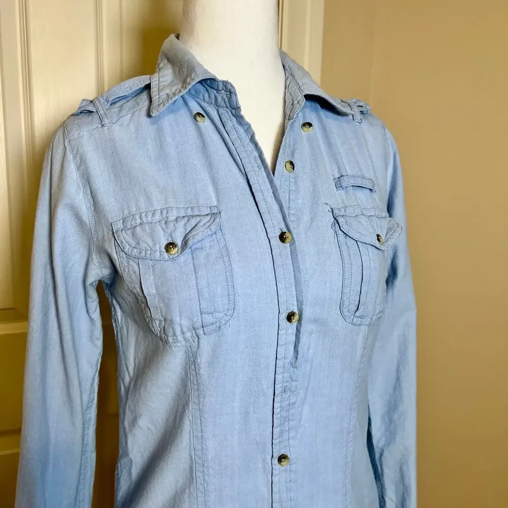 Delia’s Y2K Denim Shirt Chambray Button Down 2000's Lt Blue Long Sleeve Medium - Picture 2 of 8
